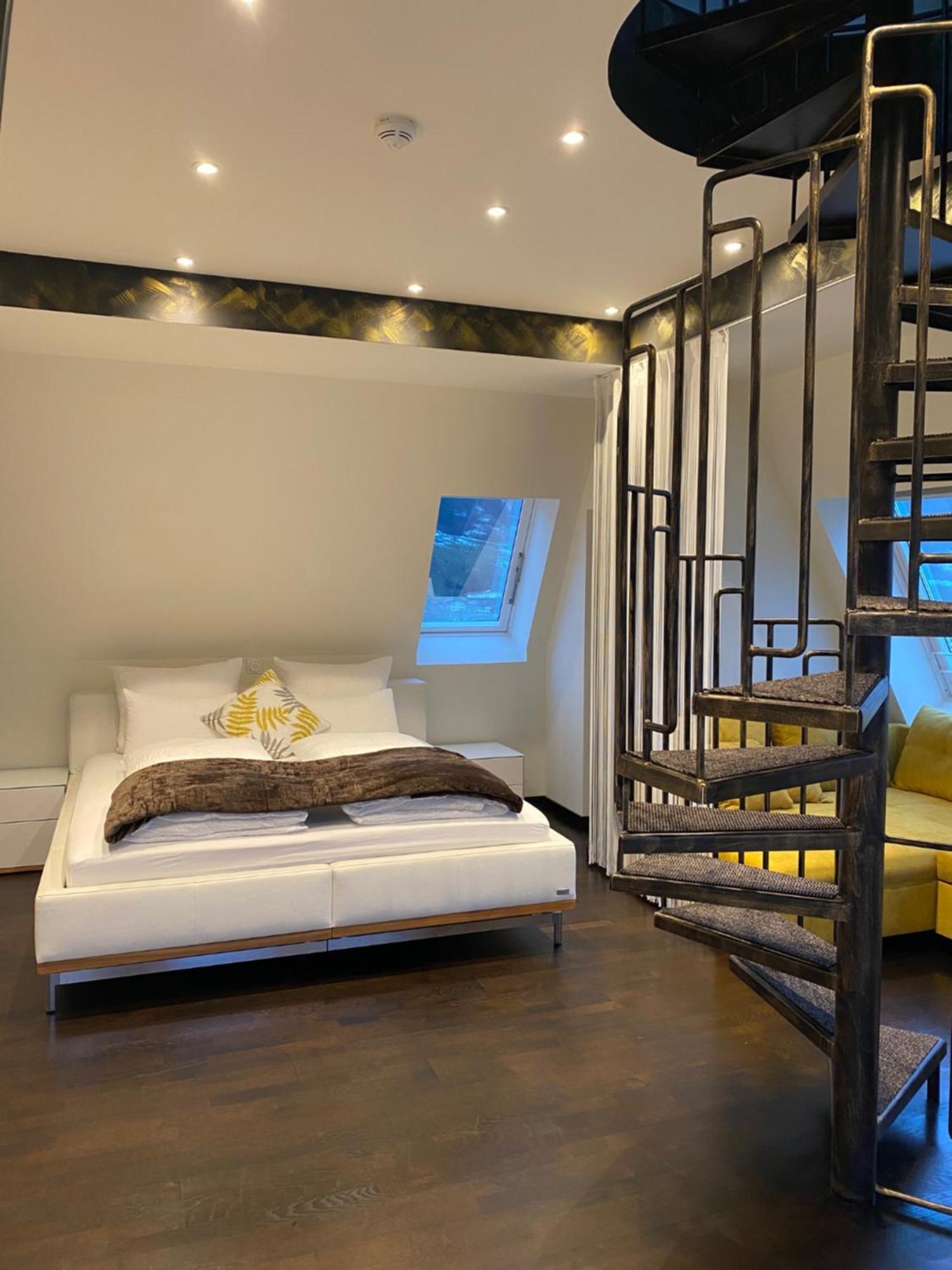 Апартаменты Loft Im Turm Майсхофен Экстерьер фото